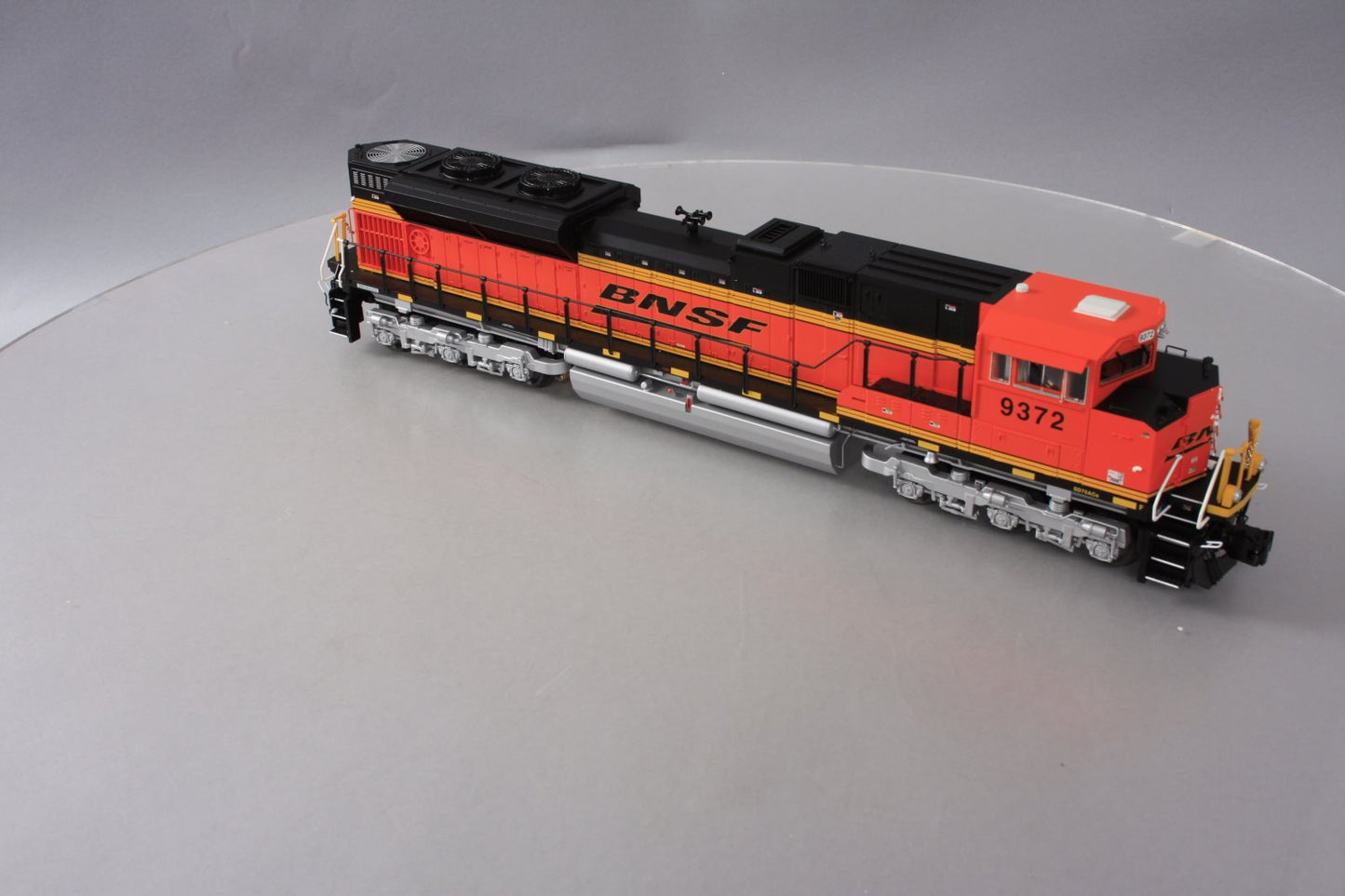 Lionel 6-84096 O BNSF LEGACY SD70ACe Diesel Locomotive #9372