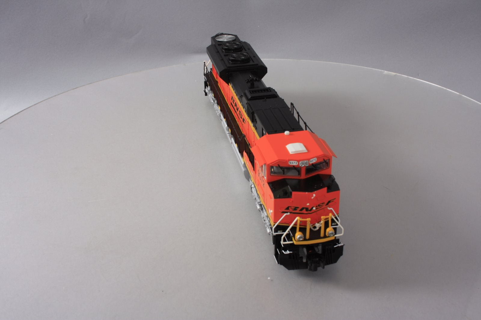 Lionel 6-84096 O BNSF LEGACY SD70ACe Diesel Locomotive #9372