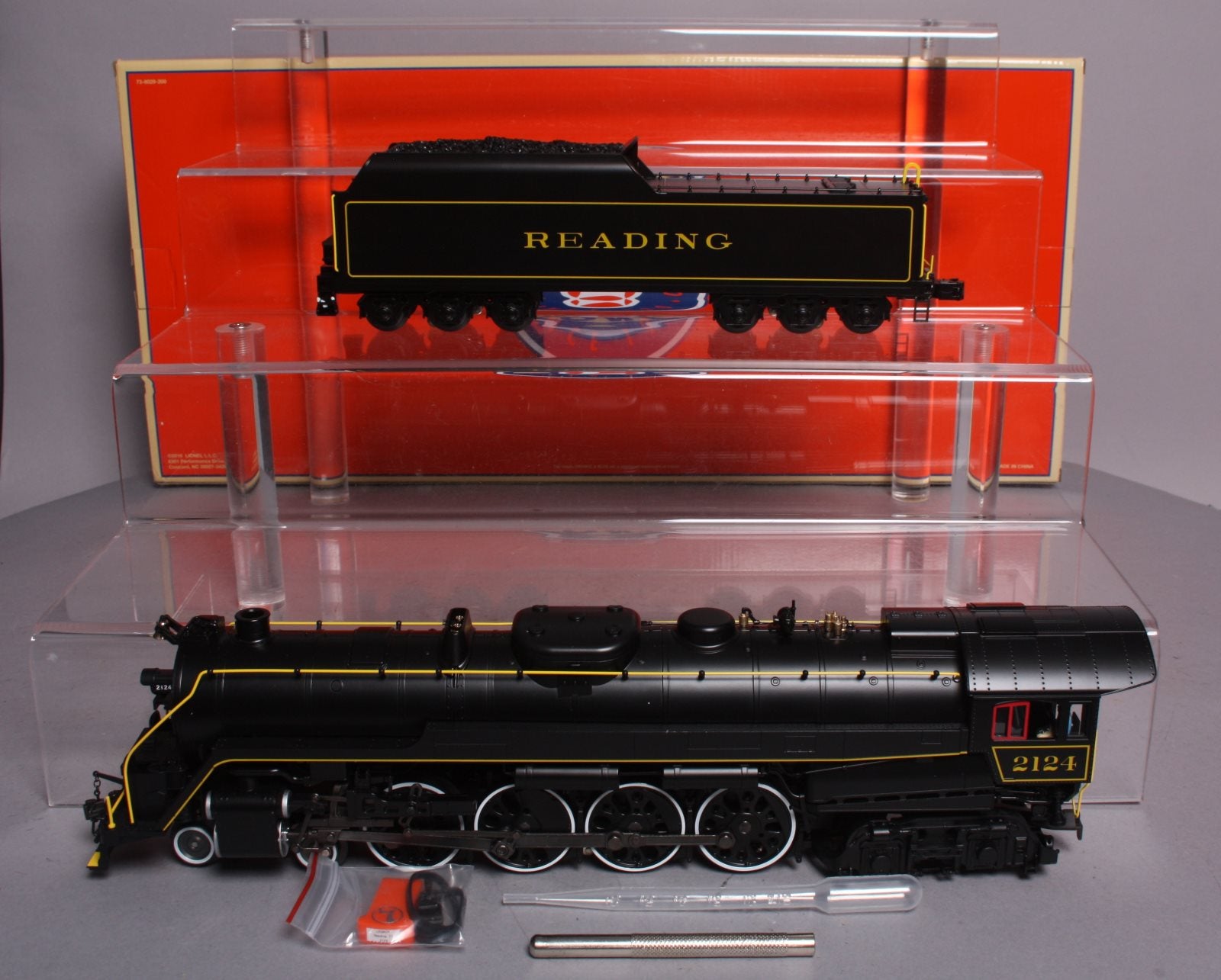 Lionel 6-83201 O Gauge Reading T1 Steam Locomotive & Tender #2124 with Legacy