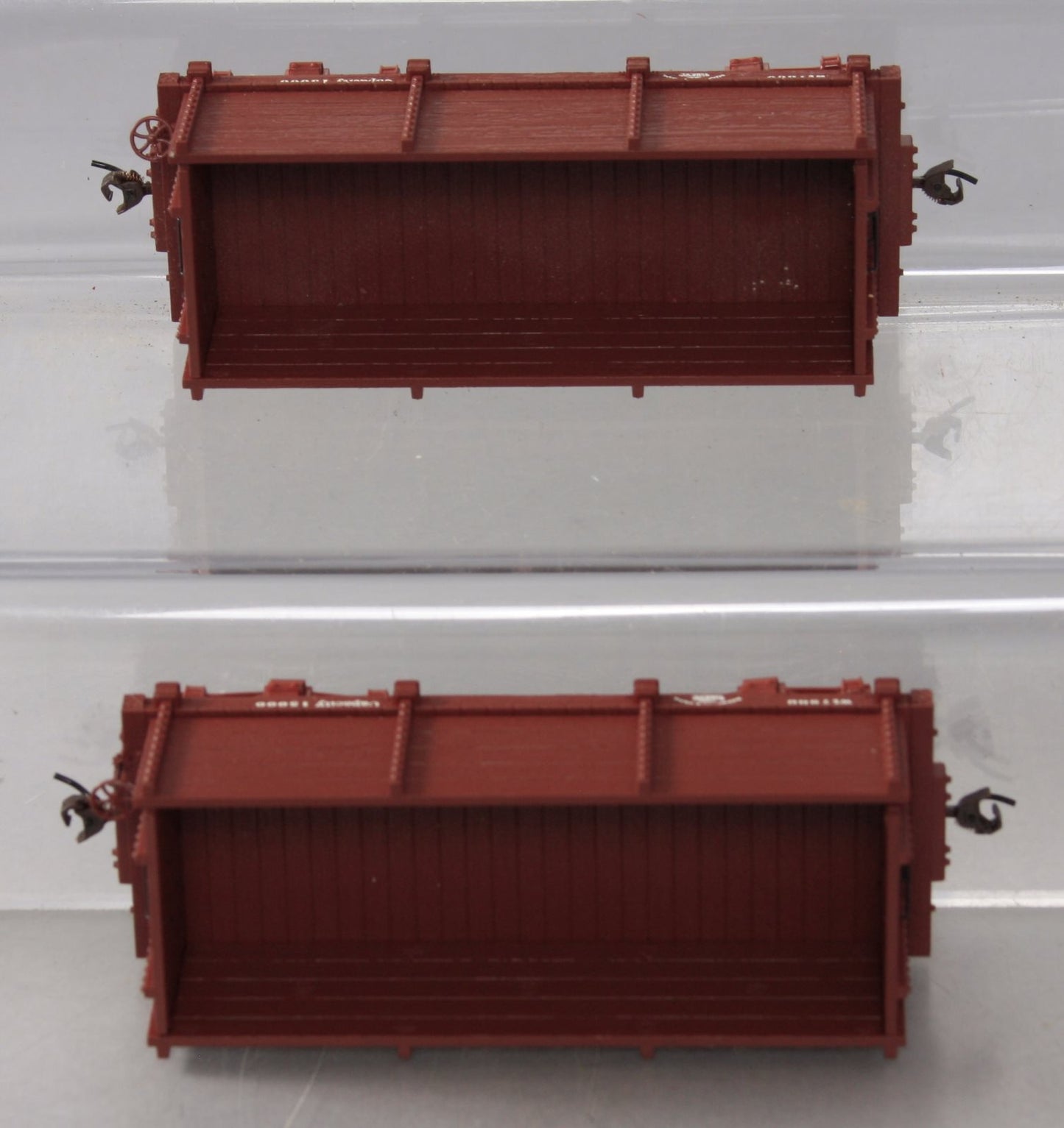 Bachmann Spectrum 26541 On30 Data Only 18' Wood High-Side Gondola (Set of 2)