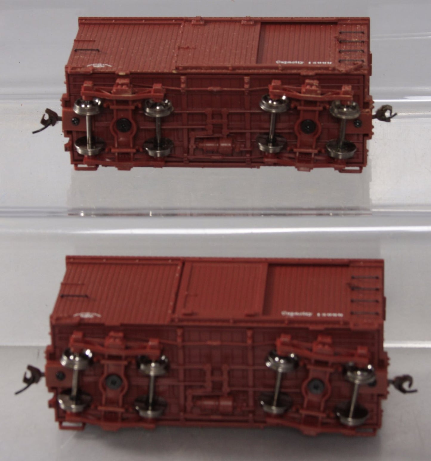 Bachmann 26501 On30 Data Only Oxide Red 18' Wood Box Car (Set of 2)