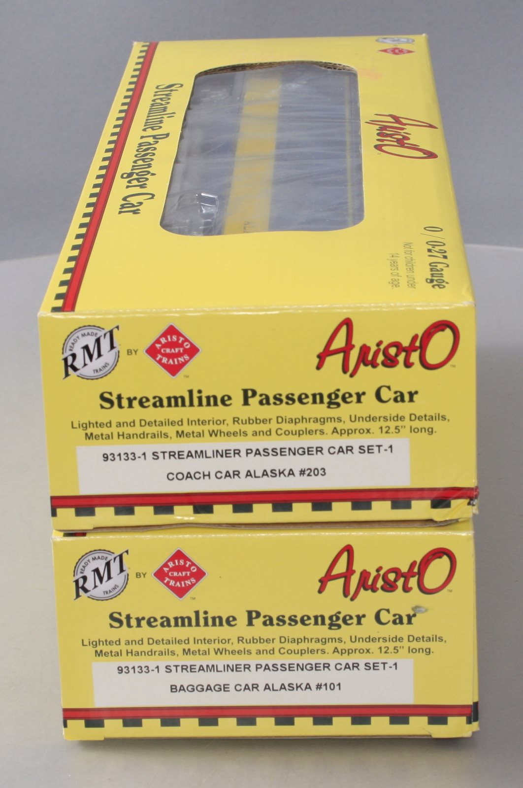 RMT 93133-1 O Alaska Streamliner Passenger Baggage & Coach Car (Set of 2)