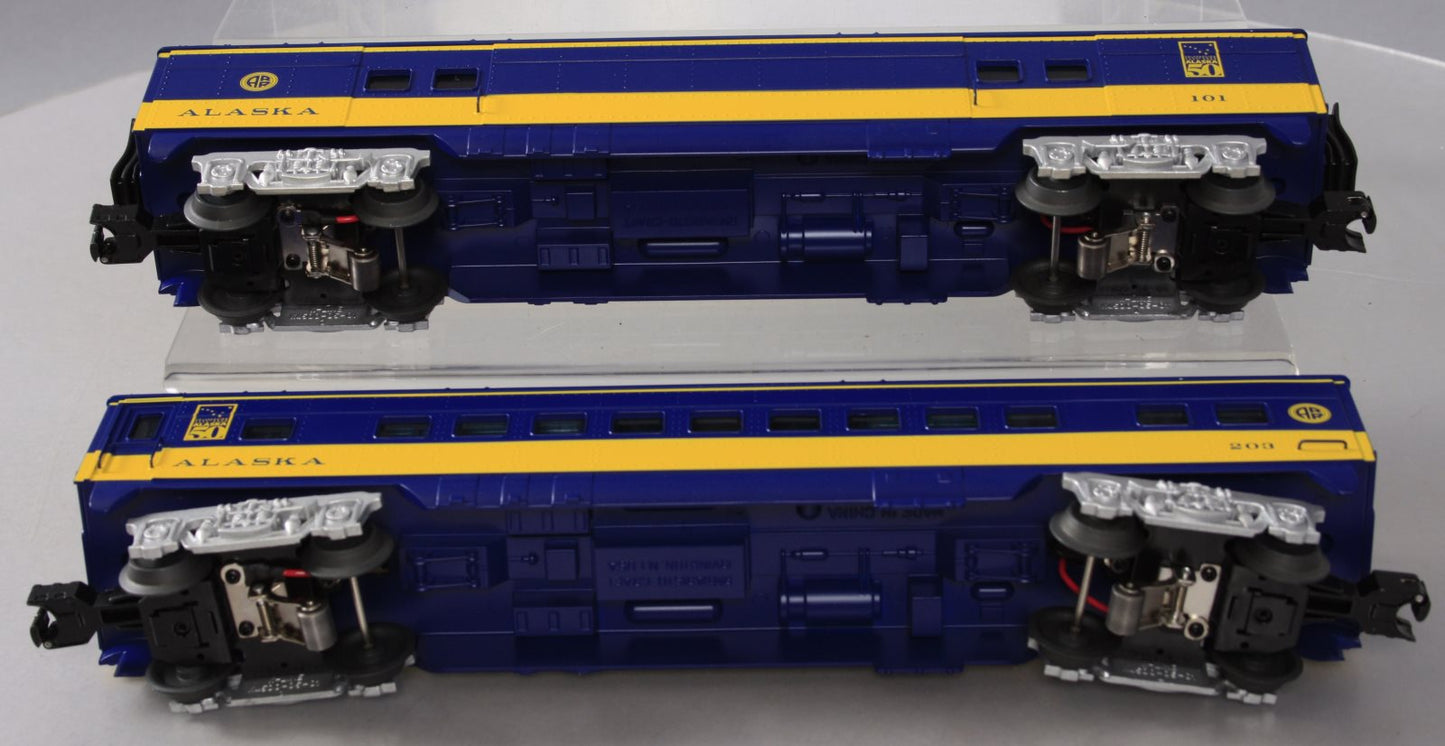 RMT 93133-1 O Alaska Streamliner Passenger Baggage & Coach Car (Set of 2)