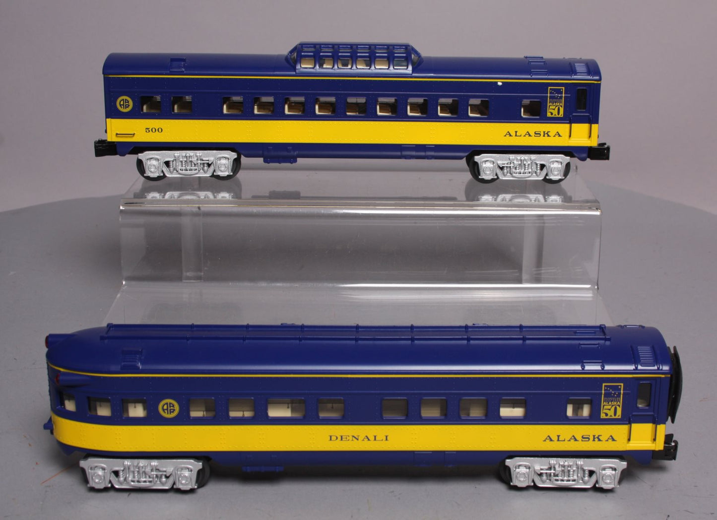 RMT 93133-2 O Alaska Streamliner Passenger Dome & Observation Car (Set of 2)