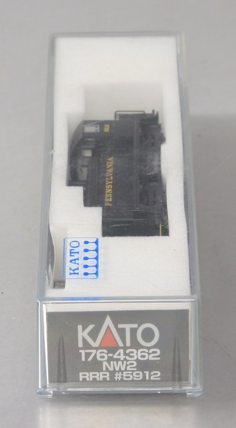 Kato 176-4362 N Scale PRR NW2 Diesel Switcher #5912