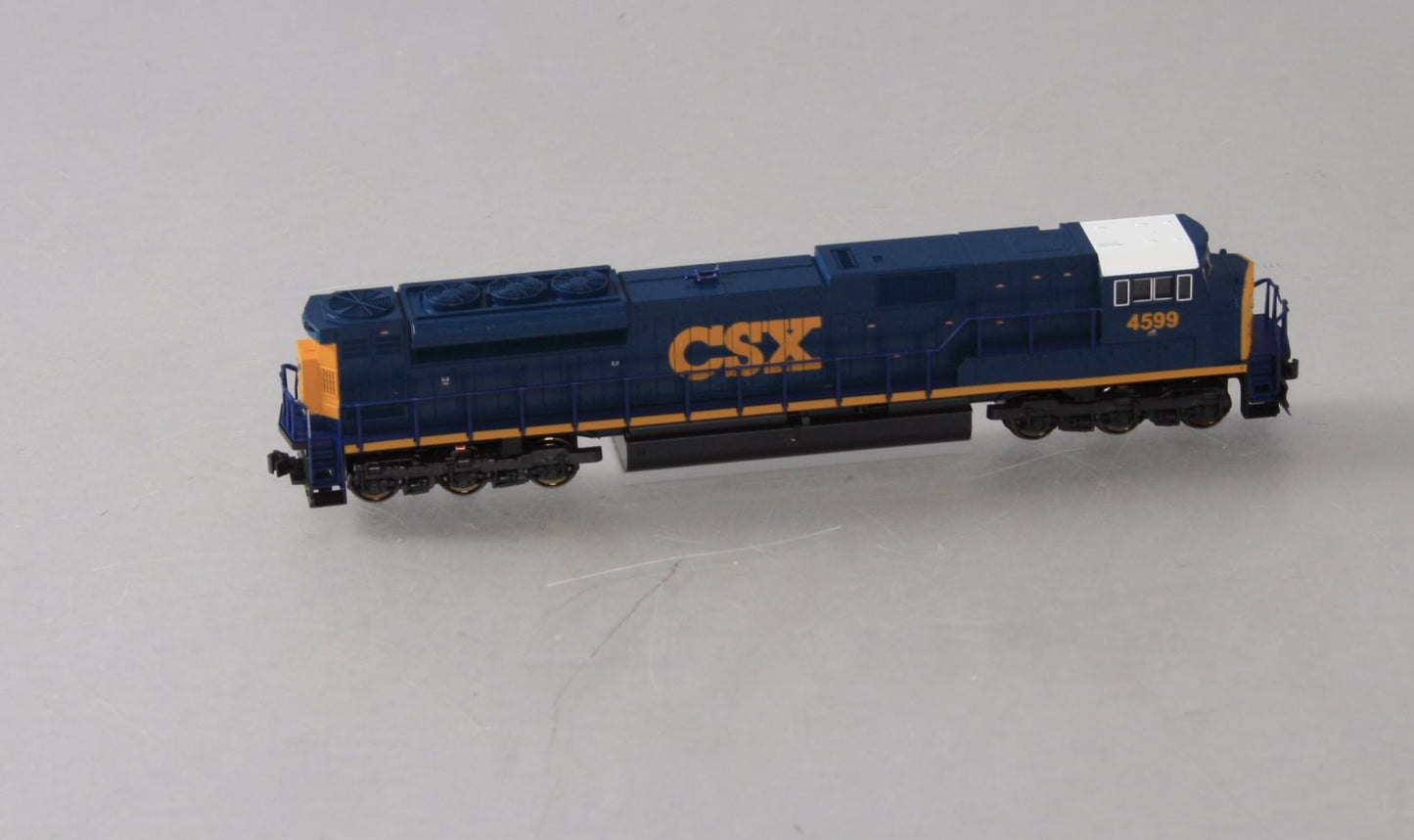 Kato 176-5512 N CSX 'Dark Future' EMD SD80MAC Diesel Locomotive #4599