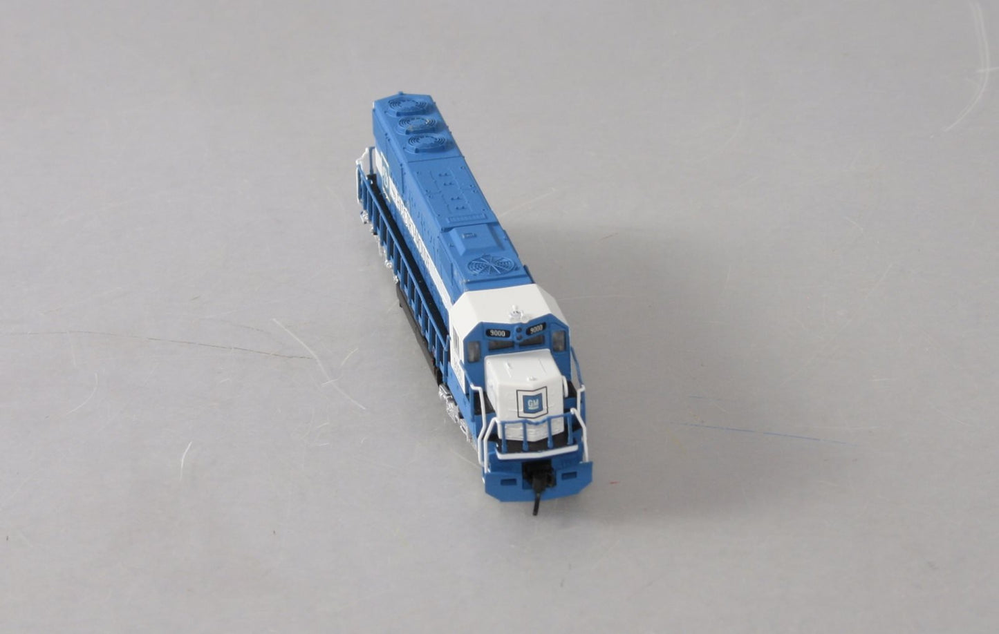Atlas 49073 N Scale EMD Oakway Leasing Locomotive w/o DCC #9000