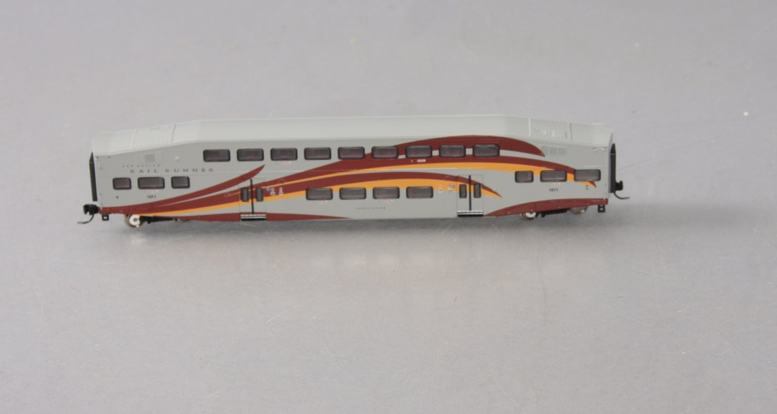 Athearn 24427 N NMDOT Bombardier Coach #1011