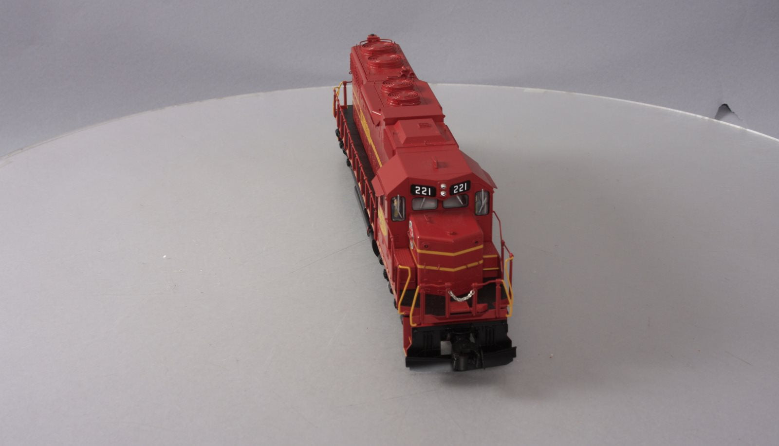 Lionel 6-82798 O Duluth, Missabe & Iron Range SD38 Diesel Locomotive #221