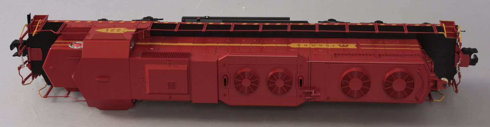 Lionel 6-82798 O Duluth, Missabe & Iron Range SD38 Diesel Locomotive #221
