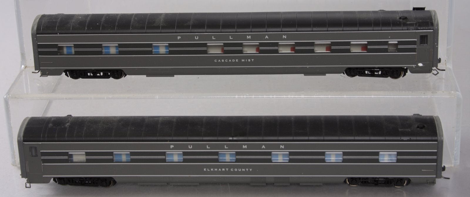 MTH 80-60019 HO New York Central 1940 2-Car Sleeper Passenger Set