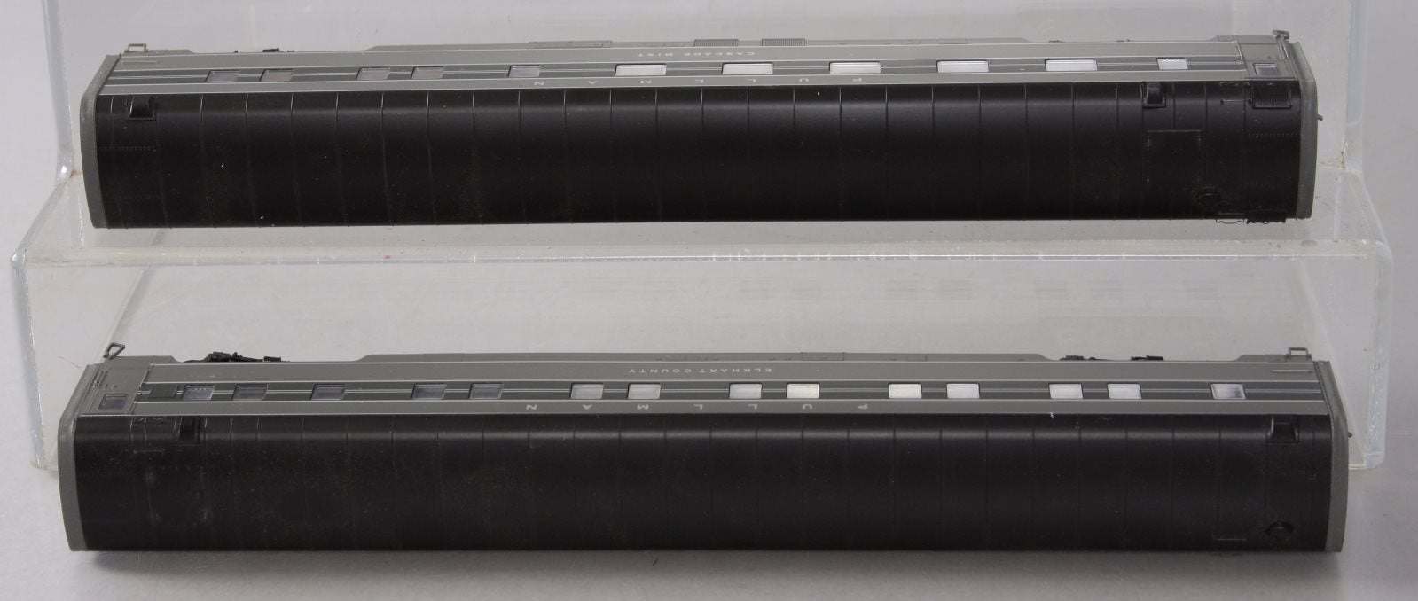 MTH 80-60019 HO New York Central 1940 2-Car Sleeper Passenger Set