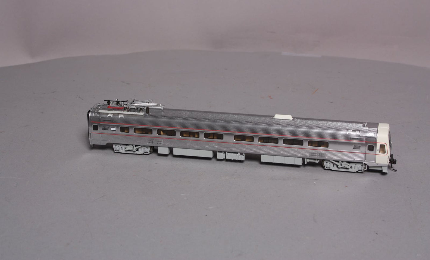 Walthers 920-14803 HO Pennsylvania Budd Metroliner Electric Multiple Unit w/ DCC