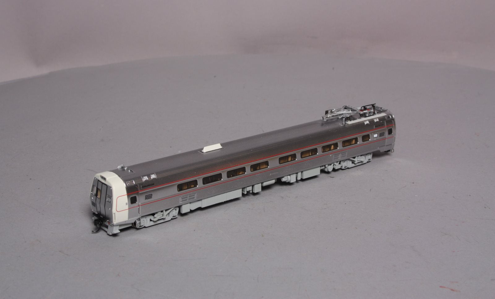 Walthers 920-14803 HO Pennsylvania Budd Metroliner Electric Multiple Unit w/ DCC
