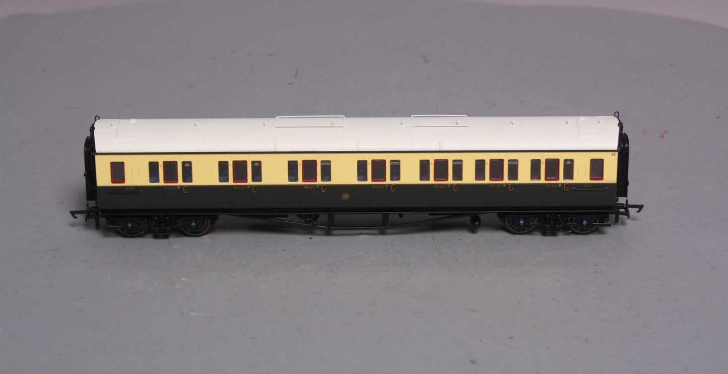 Hornby R4762 GWR Collet Coach Composite RH