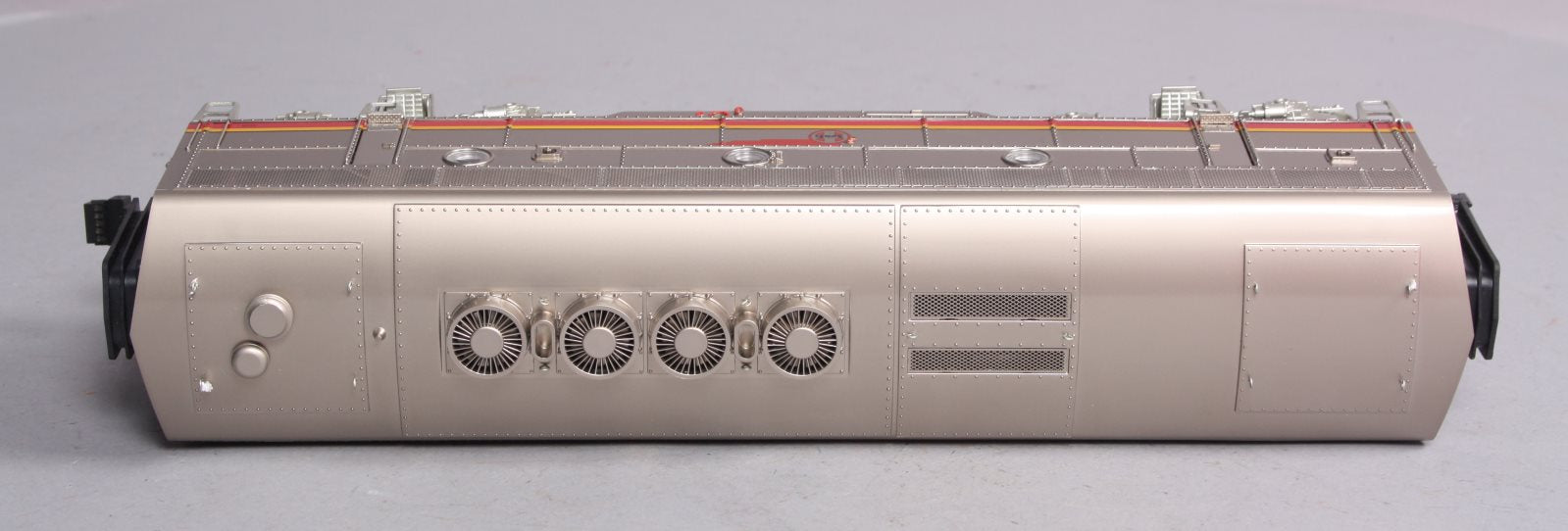 MTH 20-2923-3 Santa Fe F-3 B-Unit Non-Powered Diesel Engine #16B