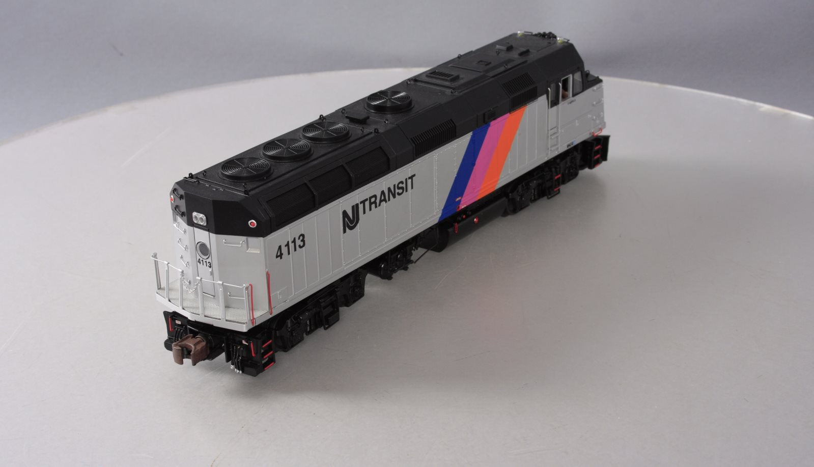 MTH 20-20109-1 NJ Transit F40PH Diesel Engine w/Proto-Sound 2.0 (Hi-Rail Wheels)