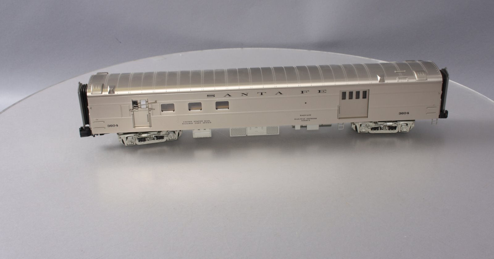 MTH 20-68136 O Santa Fe 70’ ABS Smooth Streamlined RPO Passenger Car #3604