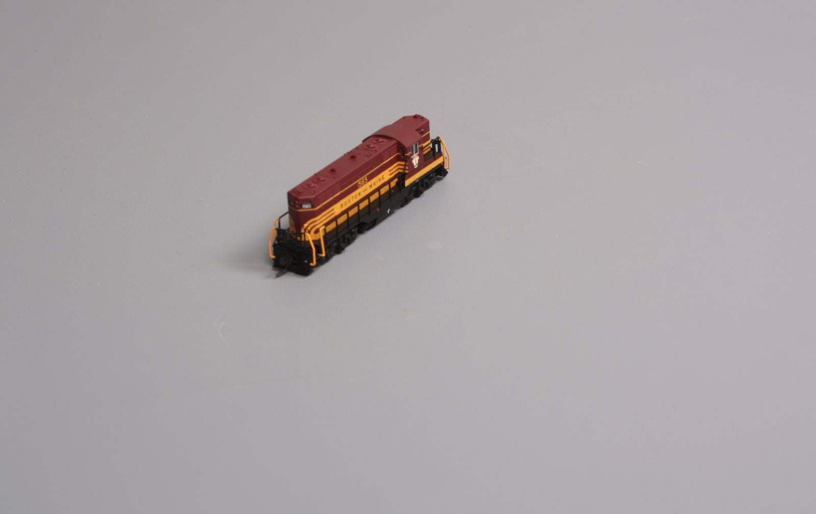 Atlas 40002188 N GP7 B&M 1565 W/dcc