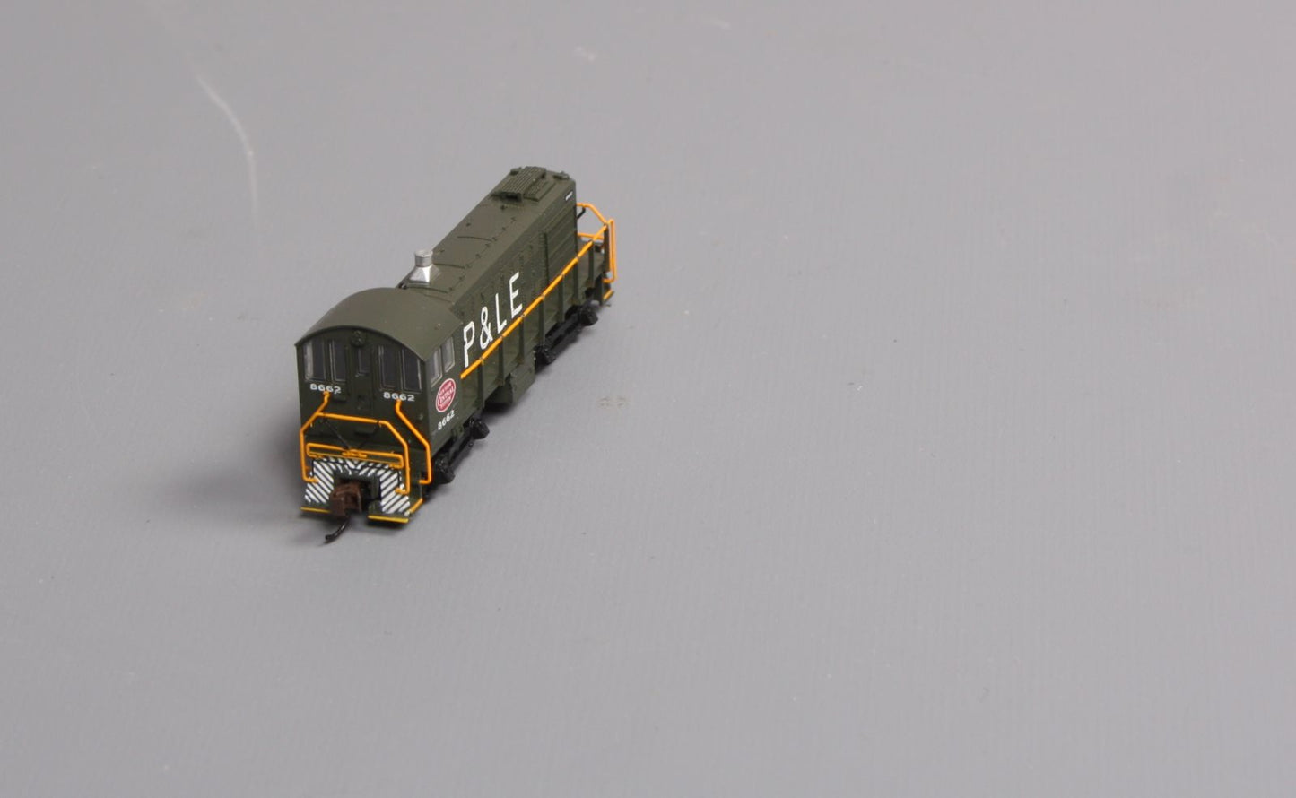 Bachmann 63153 N Pittsburgh & Lake Erie ALCO S4 Diesel Locomotive DCC #8662