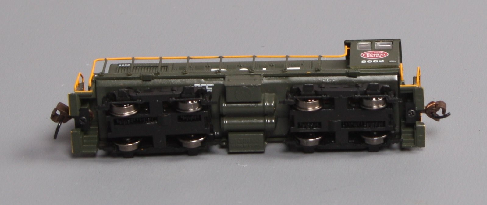 Bachmann 63153 N Pittsburgh & Lake Erie ALCO S4 Diesel Locomotive DCC #8662