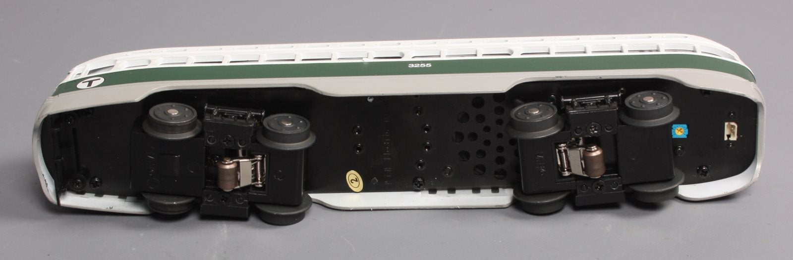 MTH 30-2593-1 O Gauge Boston PCC Electric Street Car with Proto-Sound 2.0
