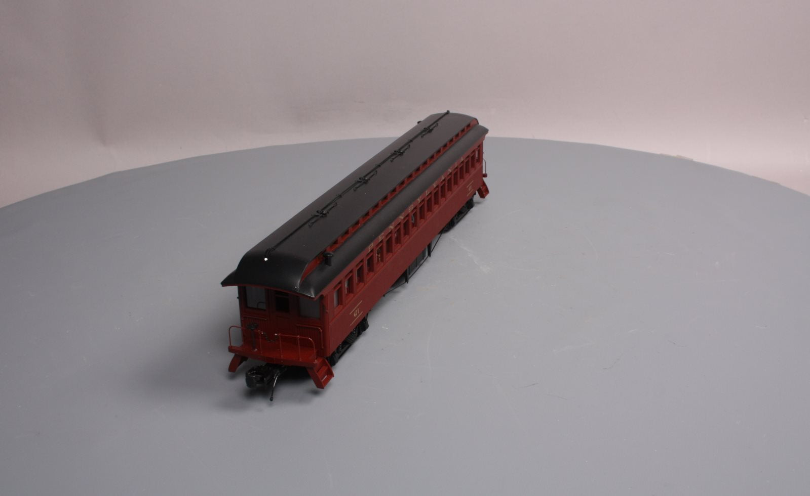 MTH 20-62018 Pennsylvania 64’ Woodsided Coach Car
