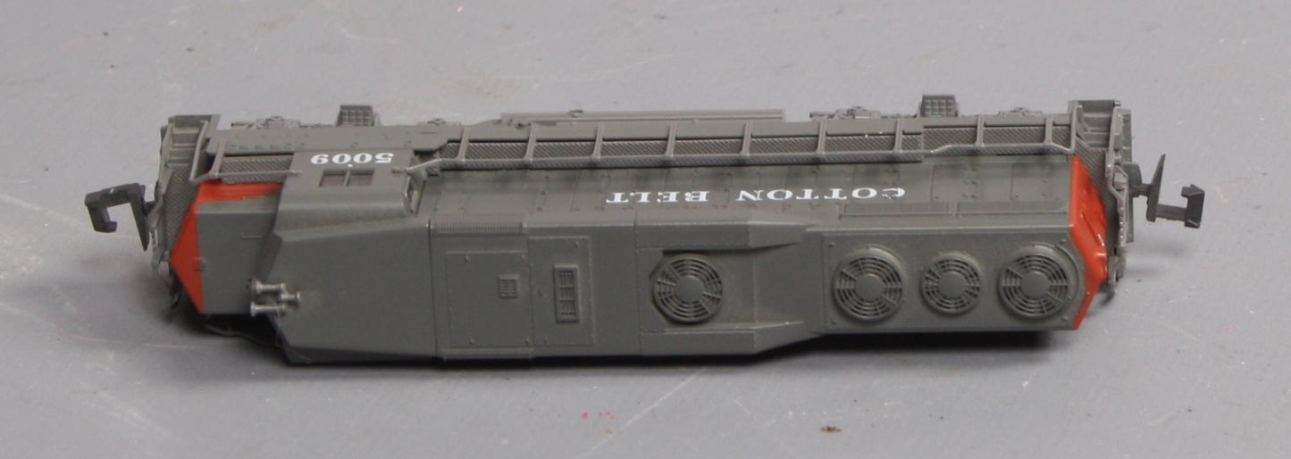 Atlas 4711 N Cotton Belt EMD GP30 Diesel Locomotive #5009