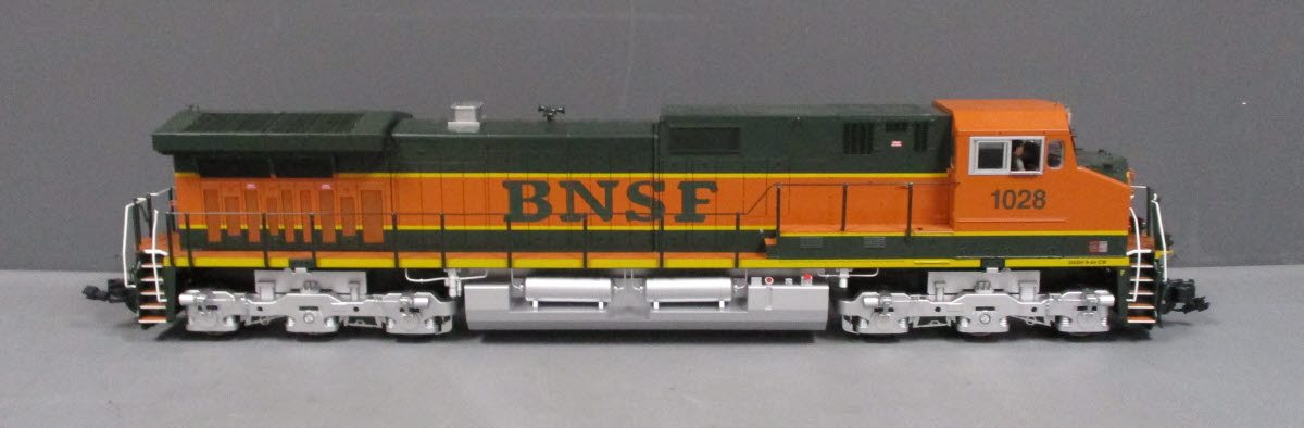 Aristo-Craft 23012 BNSF Heritage 1 Dash 9-44CW Diesel Engine