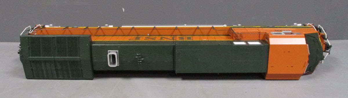 Aristo-Craft 23012 BNSF Heritage 1 Dash 9-44CW Diesel Engine