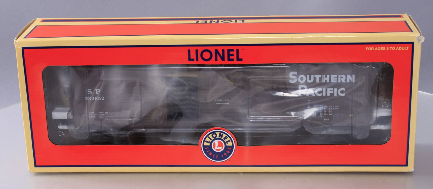 Lionel 6-27239 Southern Pacific Double Door Boxcar #232852 with Auto Rack