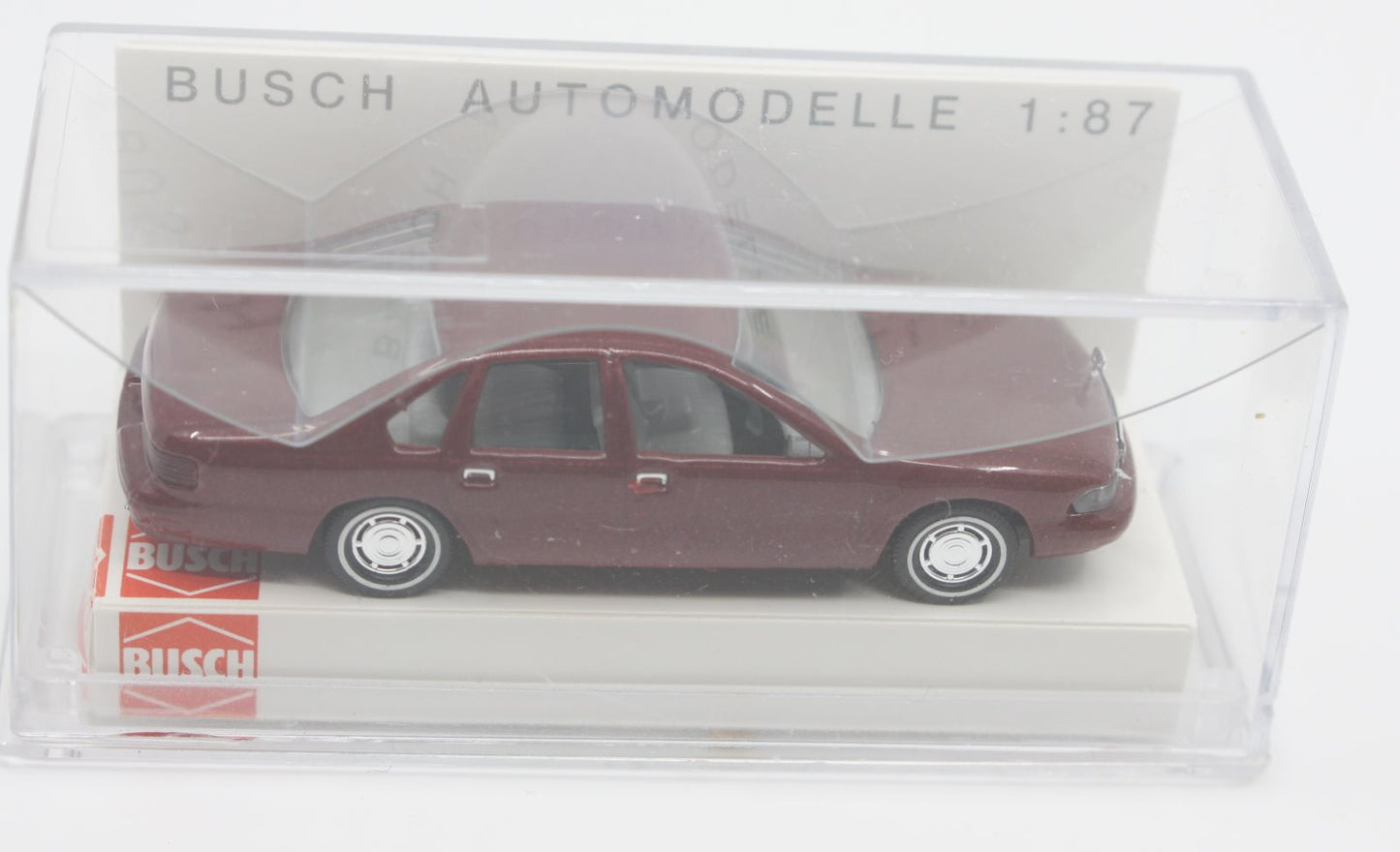 Busch 47600 HO 95 Chevrolet Caprice Red Vehicle