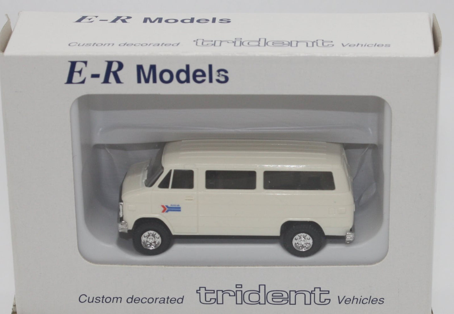 E-R Models 040-90405 HO Amtrak Van