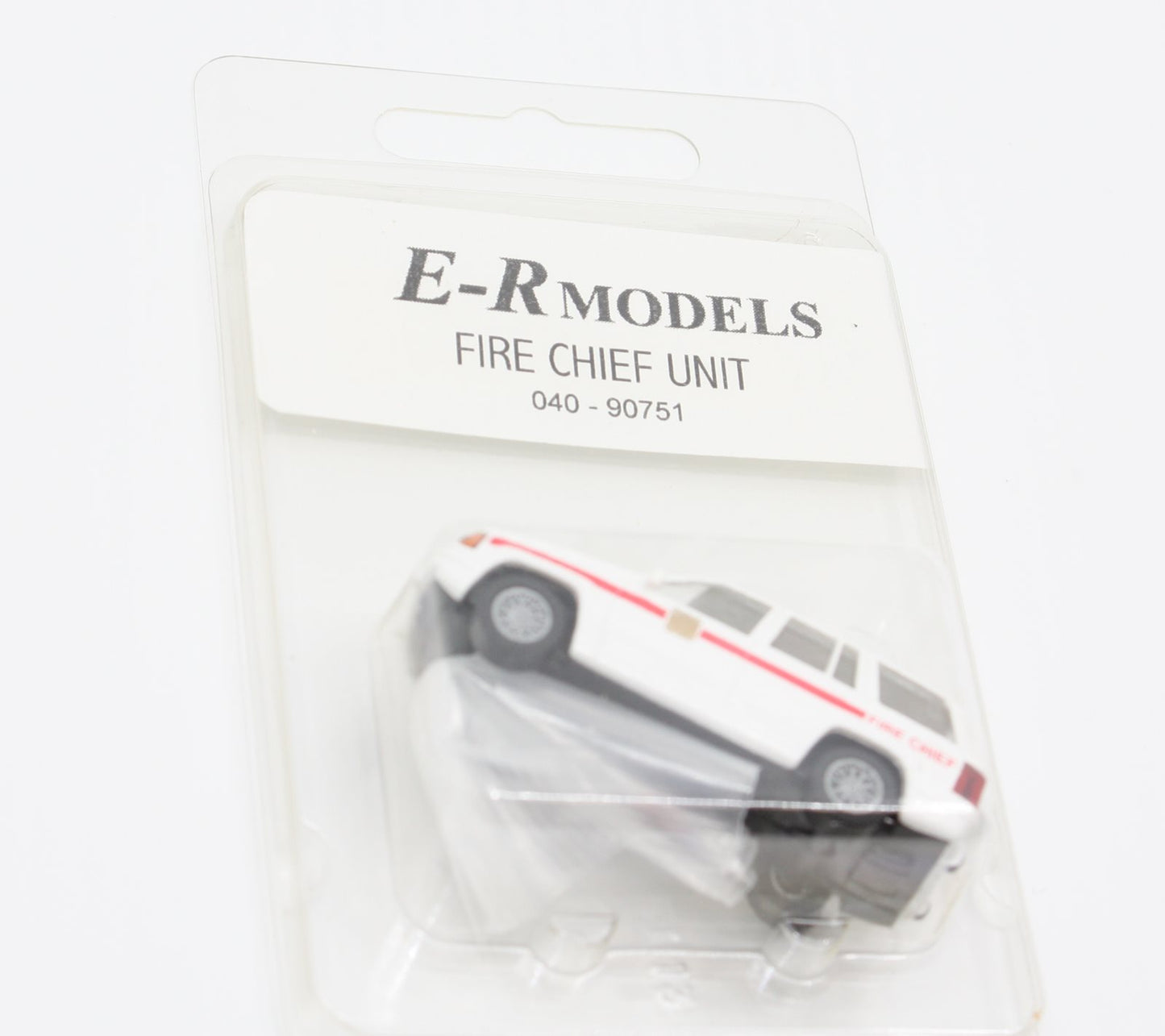E-R Models 040-90751 HO Fire Chief Unit Vehicle
