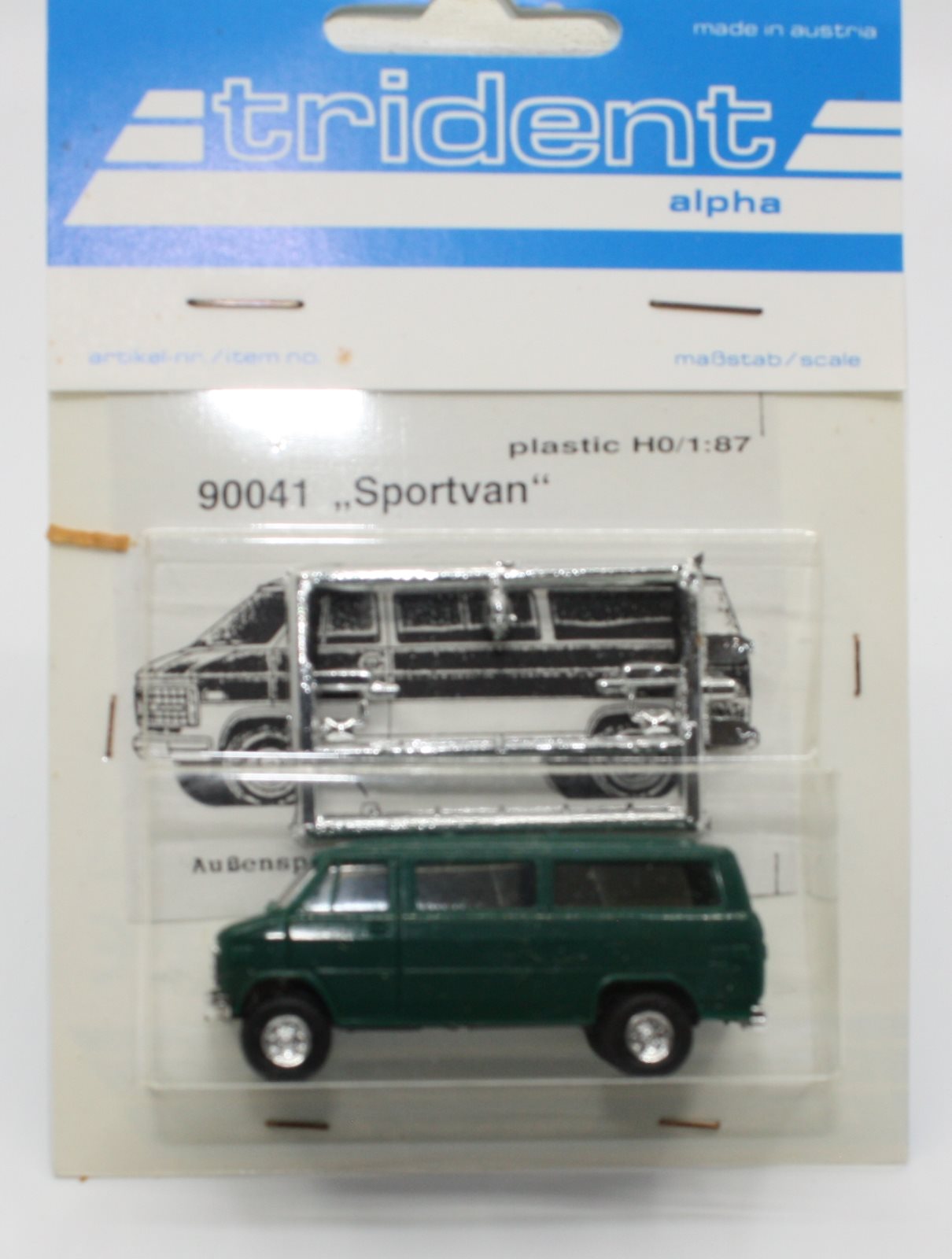 Trident Miniatures 90041 HO Green Chevrolet Sport Van