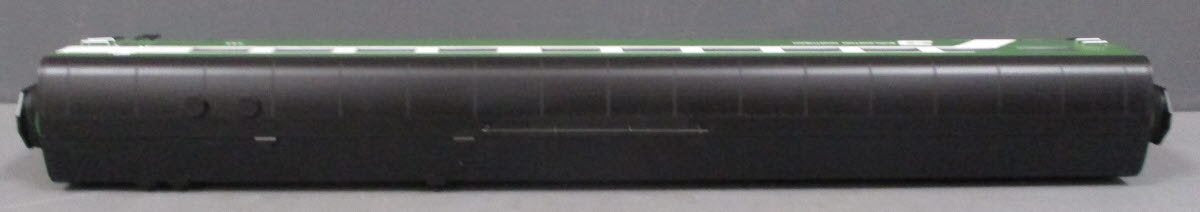 Lionel 6-84053 Burlington Northern 21" Diner Car with StationSounds #455