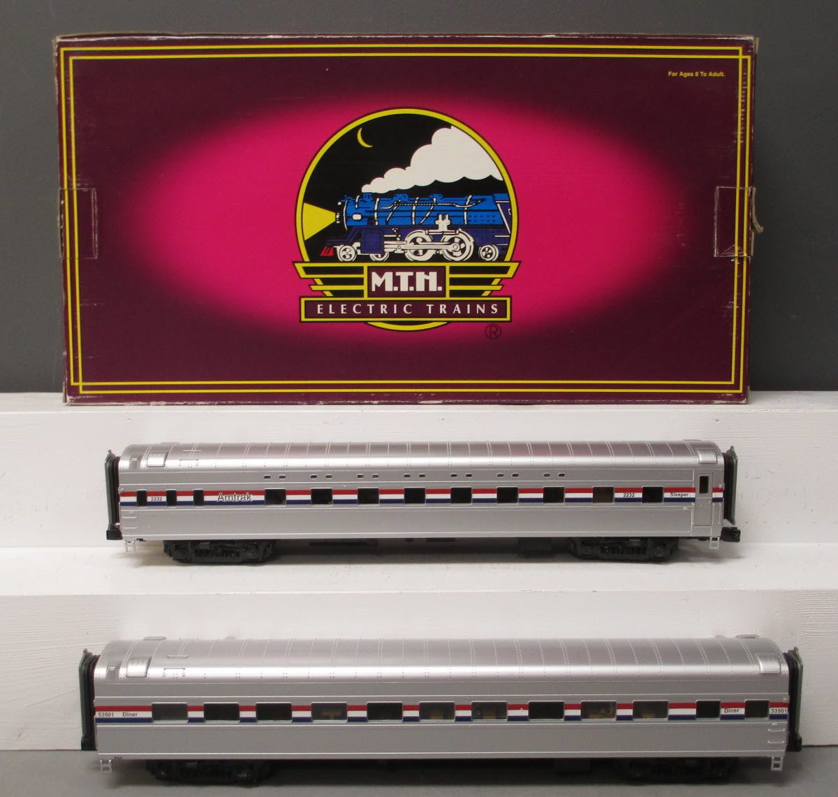 MTH 20-66096 O Amtrak 70' Streamlined Sleeper/Diner Passenger Car Set (Set of 2)