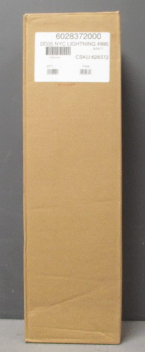 Lionel 6-28372 New York Central "Lightning Stripe" DD35A Diesel Locomotive #9955