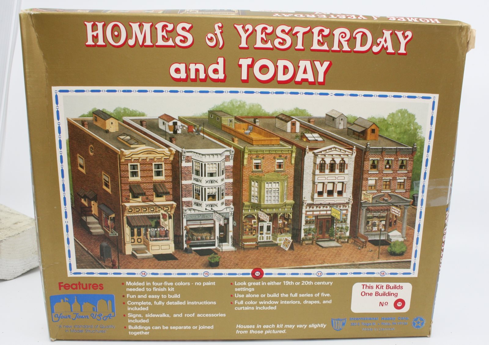 IHC 100-16 HO Scale Rita's Antiques Storefront Building Kit
