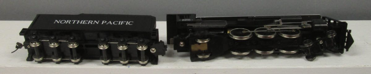 Mantua 349003 HO Scale 4-6-2 w/Lng Hl Tndr NP