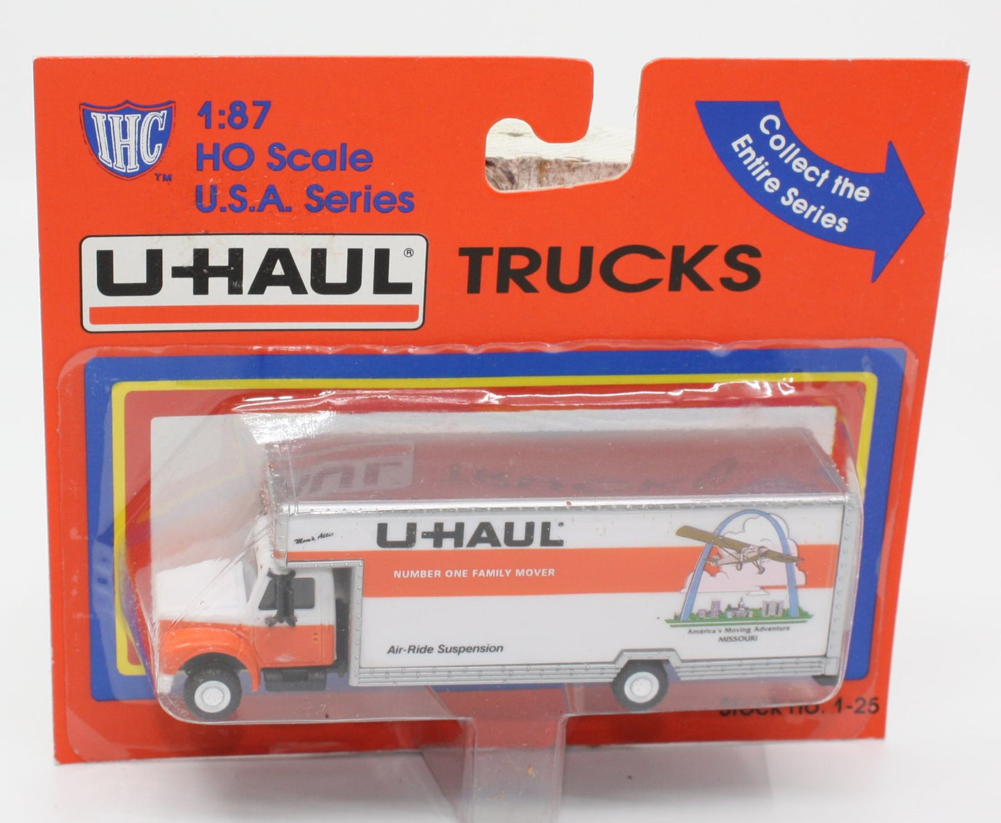 IHC 1-25 HO Missouri U-Haul 26' Moving Truck