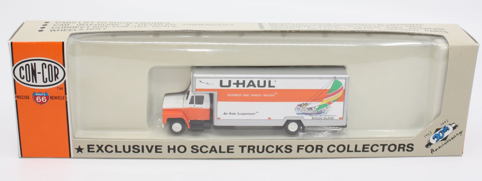 Con-Cor 0004-007018 HO Scale Rhode Island 26' U-Haul Supermover Truck