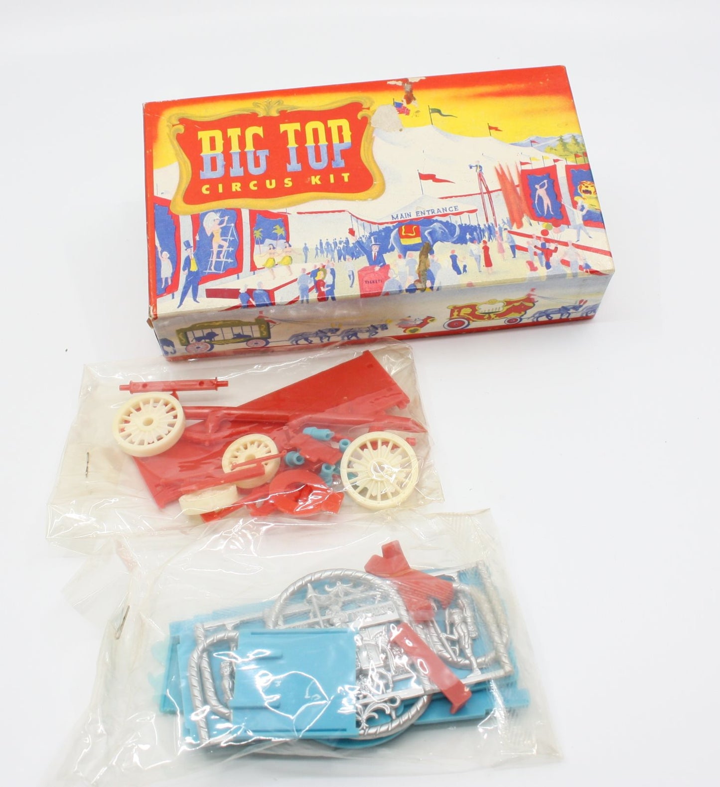 Globe Models 103-89 HO Big Top Circus Series Knights in Armour Band Wagon Kit
