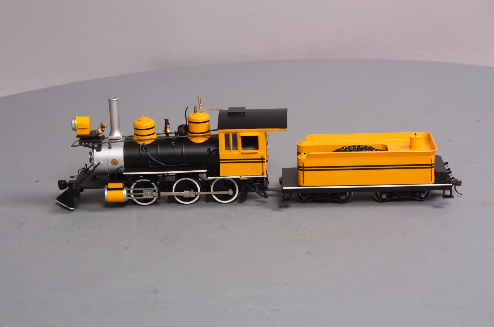 Bachmann 25249 On30 Painted & Unlettered Bumble Bee 2-6-0 Mogul Steam Locomotive