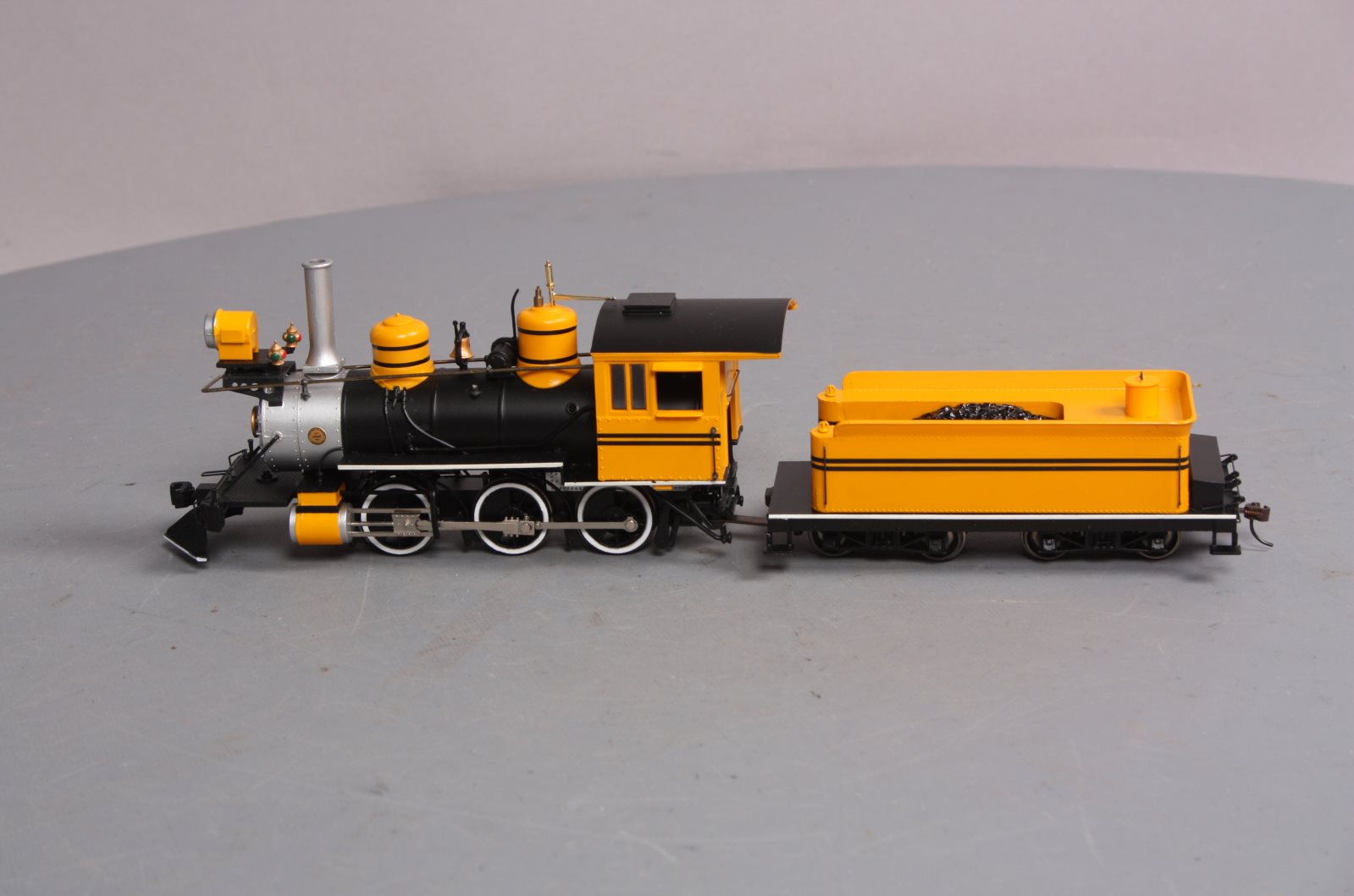 Bachmann 25249 On30 Painted & Unlettered Bumble Bee 2-6-0 Mogul Steam Locomotive