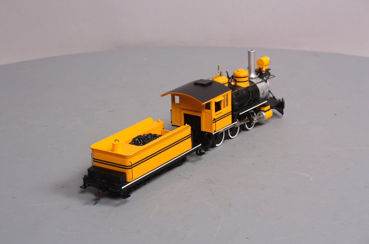 Bachmann 25249 On30 Painted & Unlettered Bumble Bee 2-6-0 Mogul Steam Locomotive
