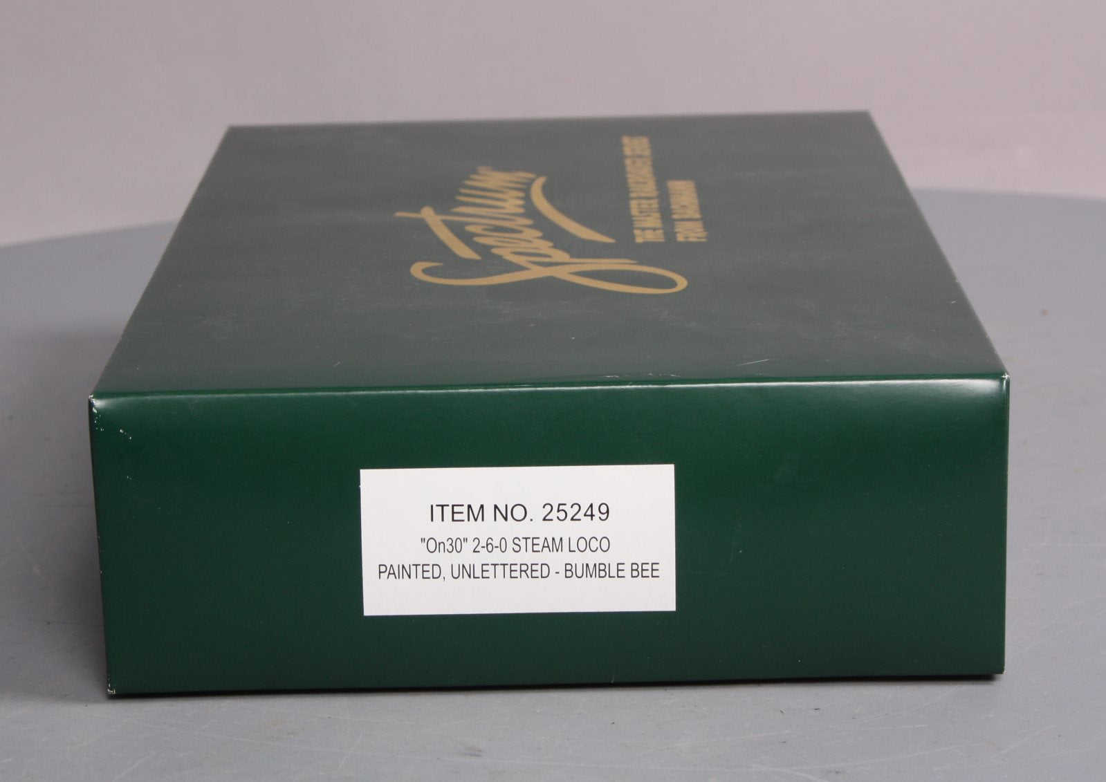 Bachmann 25249 On30 Painted & Unlettered Bumble Bee 2-6-0 Mogul Steam Locomotive