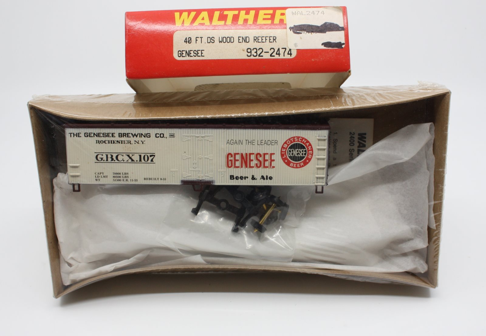 Walthers 932-2474 HO Genesee 40 Ft DS Wood End Reefer #GBCX107
