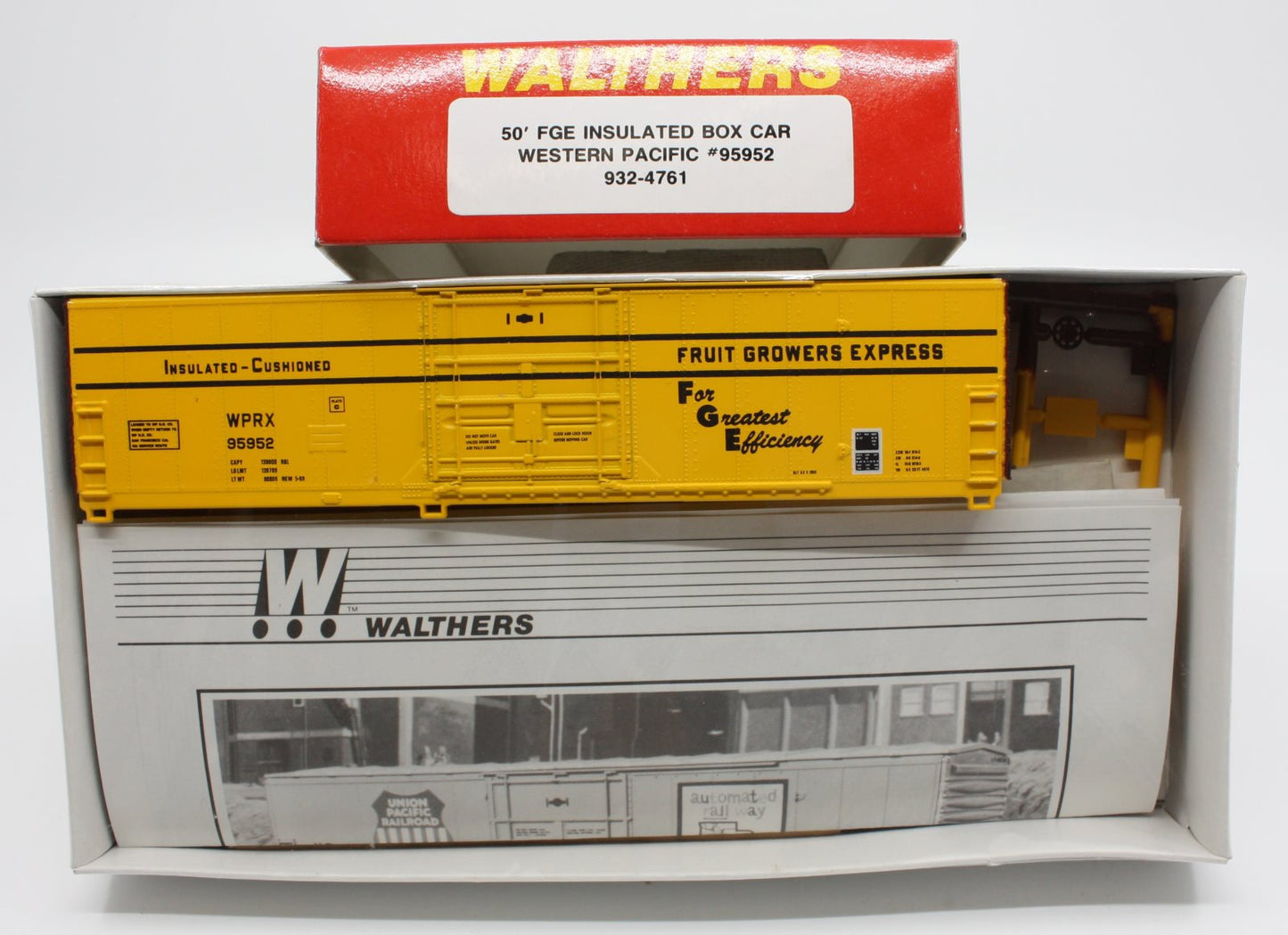 Walthers 932-4761 HO 50' FGE Insulated Box Car Western Pacific
