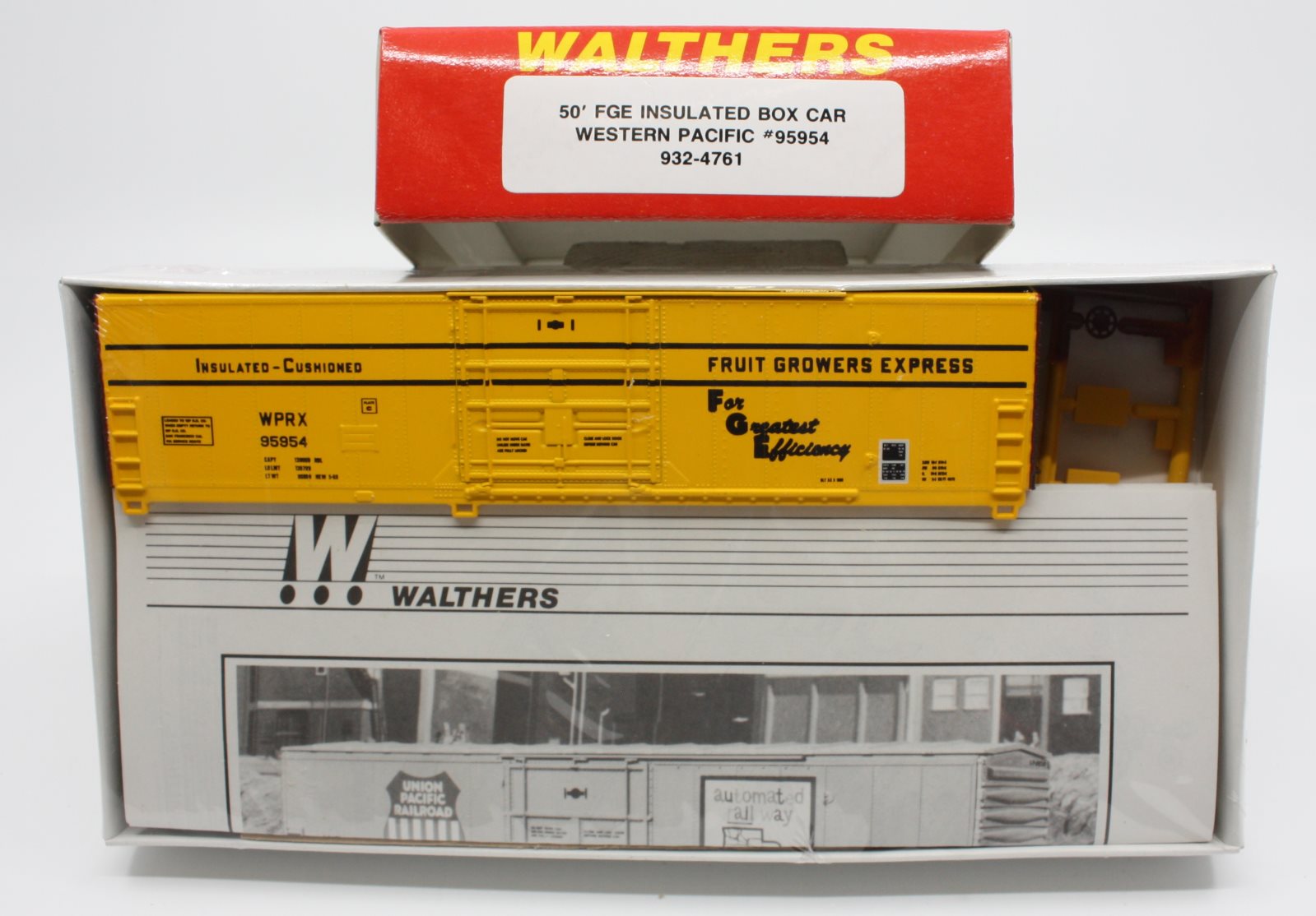 Walthers 932-4761 HO 50' FGE Insulated Box Car Western Pacific